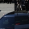 Clio e Giorgio Napolitano salutano dall\'automobile presidenziale