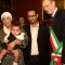 Il Sindaco con Laila e i suoi genitori