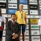 Il podio dei 200m dorso donne, premia l\'Assessore allo Sport della Città di Torino, Stefano Gallo