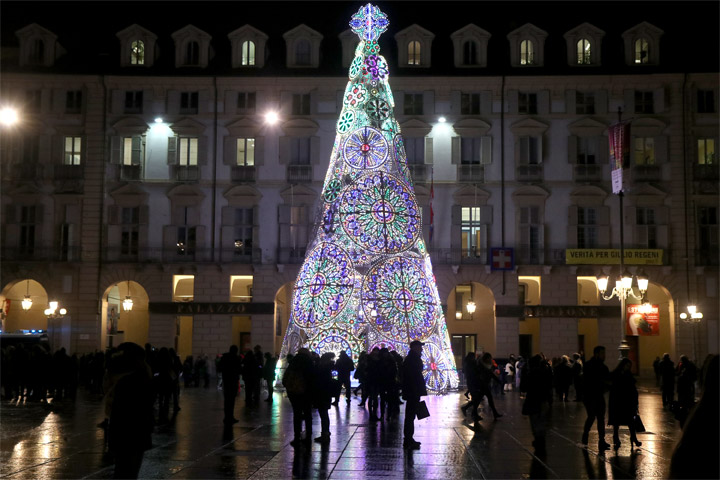 Un Natale Coi Fiocchi.A Torino Un Natale Coi Fiocchi La Vii Edizione