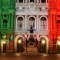Palazzo Carignano illuminato con il Tricolore