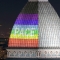 I colori della bandiera della pace sulla Mole Antonelliana di Torino