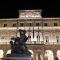 La nuova illuminazione a led sulla facciata di Palazzo Civico, creata dall'artista Luca Bigazzi