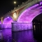 Ponte Isabella illuminato di rosa per il Giro d'Italia