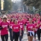 Una marea rosa per la ricerca Just The Woman I Am riempie le strade di Torino