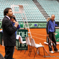 L\'Assessore allo Sport Stefano Gallo porta il saluto alle scolaresche presenti agli allenamenti