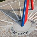 Il nuovo orologio solare di piazza Solferino