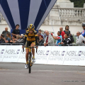 L\'arrivo dei corridori a Superga