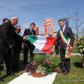 Lo scoprimento della targa
