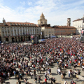 Piazza Castello nel primo pomeriggio del 1° maggio