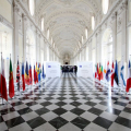Le bandiere europee nella Galleria di Diana