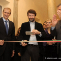Il ministro Franceschini fotografa il taglio del nastro
