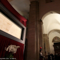 22 maggio - Il Cardinale Tarcisio Bertone prega di fronte alla Sindone