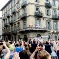 Il saluto in piazza Solferino