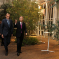 Il Sindaco Fassino e Ban ki-moon nella serra bioclimatica del grattacielo Intesa Sanpaolo