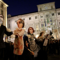 Il Défilé in piazza Palazzo di Città
