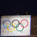 I cerchi olimpici proiettati al Monte dei Cappucini