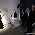 Shinichi Nakatsugawa , Console Generale del Giappone, visita la mostra