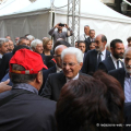 Fra gli stand in via Roma