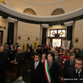 La preghiera nella cappella del Cimitero Monumentale