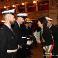 La premiazione degli agenti che si sono distinti in operazione svolte durante il servizio