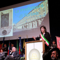 La sindaca parla agli studenti presenti all'auditorium Vivaldi