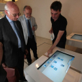 Dario Disegni e Fiorenzo Alfieri visitano la mostra