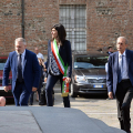 La sindaca Chiara Appendino e il suo predecessore Piero Fassino