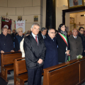 Un momento della funzione religiosa che ha ricordato le vittime della deportazione politica e razziale, i partigiani caduti, le vittime della guerra