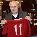 Franco Ossola con la maglia del padre