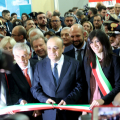 Il taglio del nastro