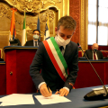 L'Assessore Marco Giusta firma il protocollo internazionale della dichiarazione di Parigi