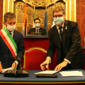 L'Assessore Marco Giusta e Bertrand Audoin Vice Presidente Fast Track Cities