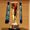 La coppa delle ATP World Tour Finals "The Brad Drewett Trophy"