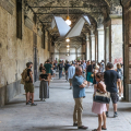 L'opera di Francesco Convertini sotto le arcate della Cavallerizza