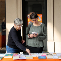Torna “Portici di carta”, due chilometri di libreria e oltre 140 appuntamenti sotto i portici di Torino