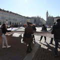 Performance collettiva JR a Torino, Piazza San Carlo