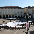 Performance collettiva JR a Torino, Piazza San Carlo
