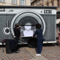 Inside Out, a Torino la performance pubblica di JR