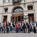 Una rappresentanza dei Sindaci in piazza Carignano