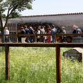 Un momento dell'inaugurazione di Cascina Falchera