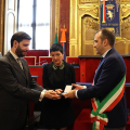 Il sigillo civico alla memoria del generale Cravarezza