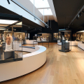Ceramiche Lenci - La collezione di Giuseppe e Gabriella Ferrero e la Torino del Novecento