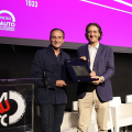Auditorium MAUTO: Alberto Cirio consegna la targa celebrativa del 90° anno a Benedetto Camerana