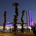Il Pala Alpitour e la Torre Maratona con il countdown di Torino 2025
