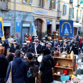 La sfilata con la Rusnenta, Gianduja e  Giacometta, accompagnati dalla Banda della Polizia Municipale