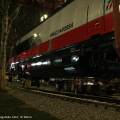 Le fasi di posa della locomotive nella notte fra venerdì e sabato