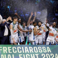 Final Eight. Napoli trionfa in finale