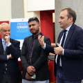 Un momento della cerimonia di premiazione di Rasel Miya organizzata dalla Fondazione Quarto Potere