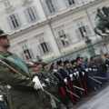 Le forze armate schierate
